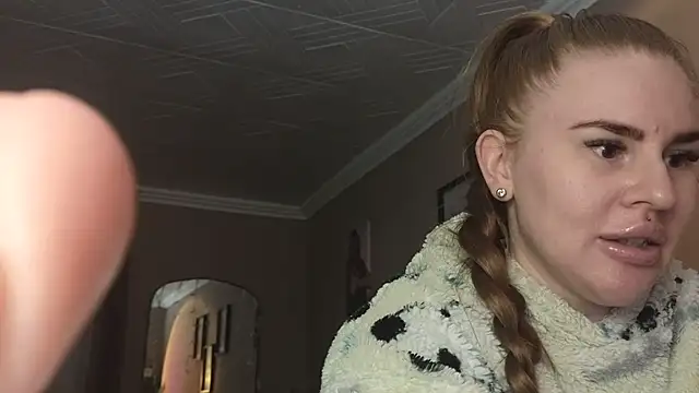 alexababy online show from December 13, 2025, 7:53 pm