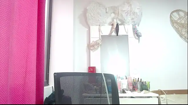 Victoria meester online show from January 30, 2025, 9:58 pm