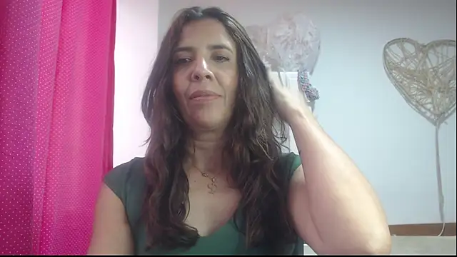 Victoria meester online show from February 4, 2025, 9:10 pm