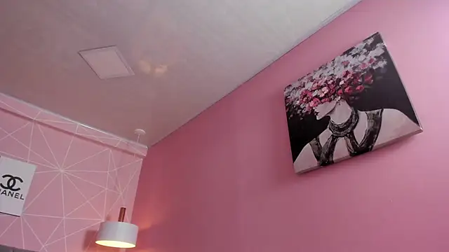 dolly zoe online show from September 25, 2025, 9:51 pm