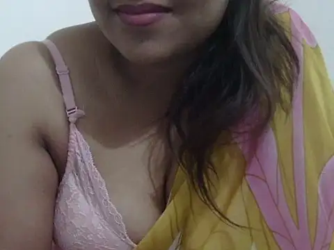 shekira99 online show from February 6, 2026, 2:38 am