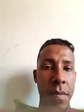 jhonjhon2131 online show from November 15, 2025, 4:58 pm