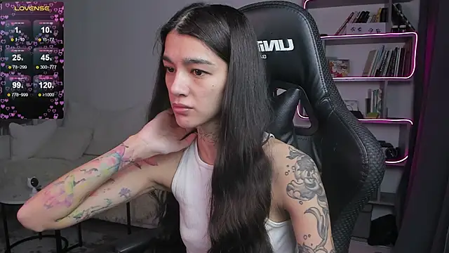 vinkitinkii online show from January 20, 2025, 6:53 am