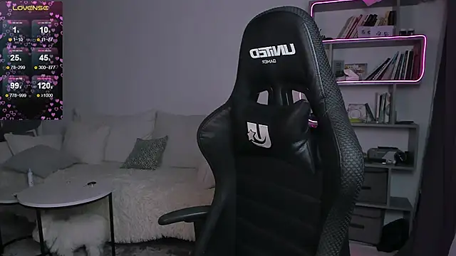 vinkitinkii online show from February 15, 2025, 6:44 am