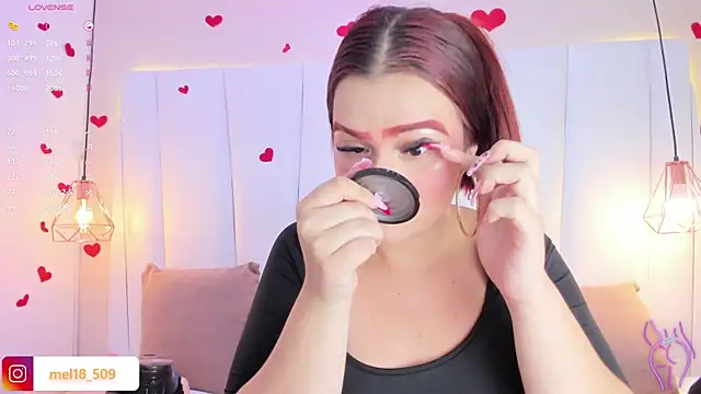 MelanieKlaus online show from September 24, 2025, 7:17 pm