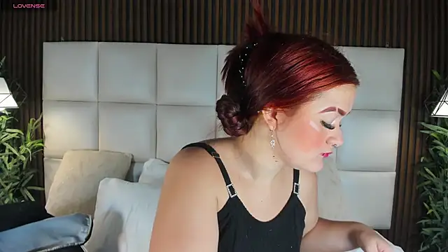 MelanieKlaus online show from February 10, 2026, 11:36 am