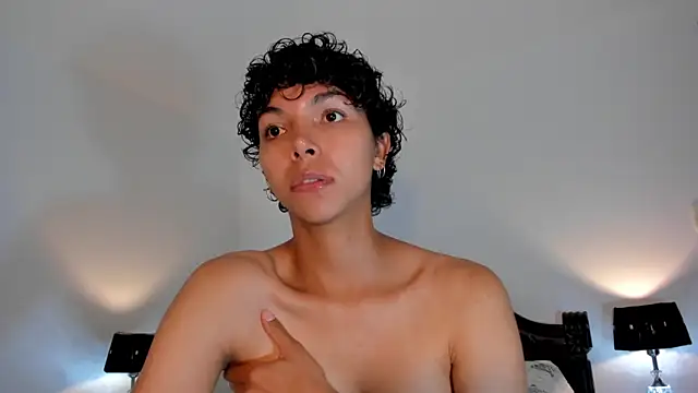 xhenisa  online show from March 13, 2025, 1:54 am