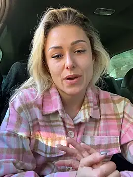 petrouchkaaa  online show from January 30, 2025, 12:16 pm