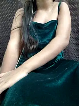 Snapshot of Roshni_98 chatting on February 22, 2025, 5:23 am Roshni 98 online show from February 22, 2025, 5:23 am