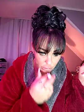 hotmilfbitch online show from March 4, 2025, 4:17 am