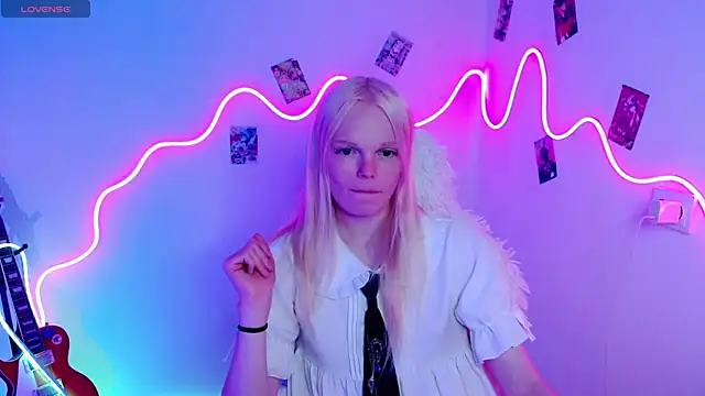 Emily Nyaffee online show from October 3, 2025, 11:57 pm