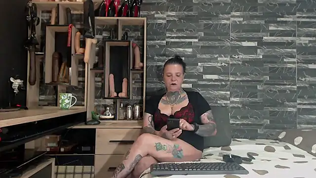 Mistress Miry online show from May 31, 2026, 3:58 am