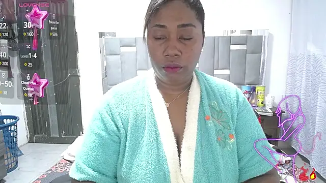 thickebonymilfF online show from January 30, 2025, 4:48 am