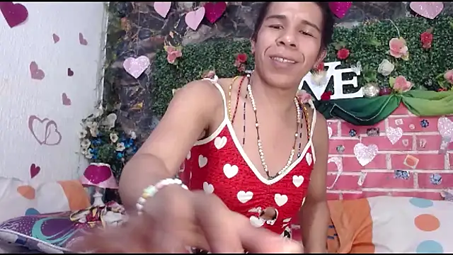 DesireDirtyTS   online show from February 27, 2026, 12:05 pm