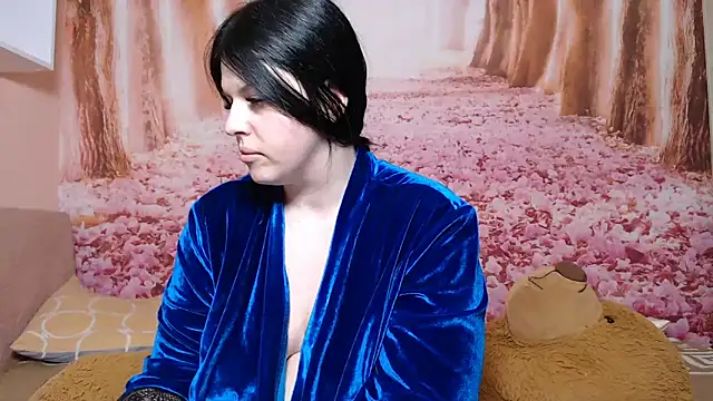 Annatrybebetter online show from March 19, 2026, 9:19 pm