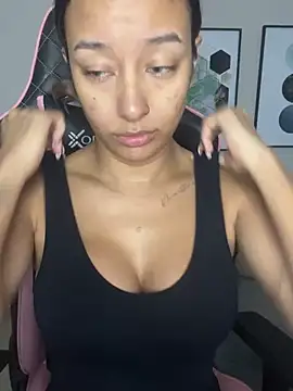 DianaHopson online show from February 13, 2025, 10:55 am