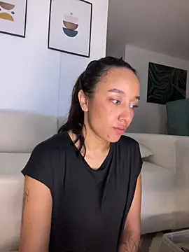 DianaHopson online show from February 1, 2026, 12:15 pm