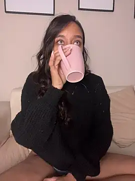 DianaHopson online show from April 5, 2026, 3:58 am