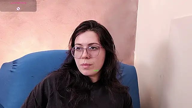 irinasweet27 online show from February 15, 2026, 9:22 pm