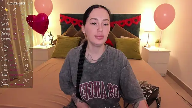 missAngellina online show from February 25, 2025, 11:00 pm