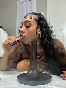 Snapshot of badbaby187 chatting on November 14, 2025, 5:44 pm badbaby187 online show from November 14, 2025, 5:44 pm