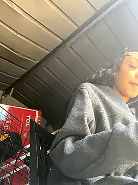 Snapshot of badbaby187 chatting on January 9, 2026, 5:04 pm badbaby187 online show from January 9, 2026, 5:04 pm