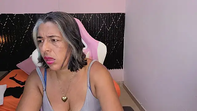 tammy lynn69 online show from March 10, 2026, 5:40 pm