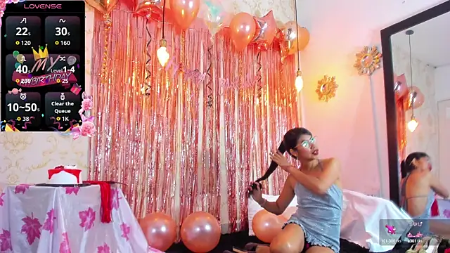 BRITANY WELLS  online show from September 19, 2025, 12:17 pm