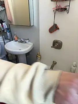 demonslayerr999 online show from January 13, 2025, 6:38 pm