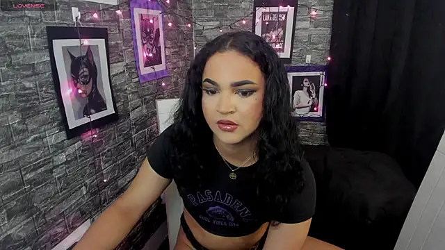 Andrys  online show from December 16, 2025, 10:15 pm