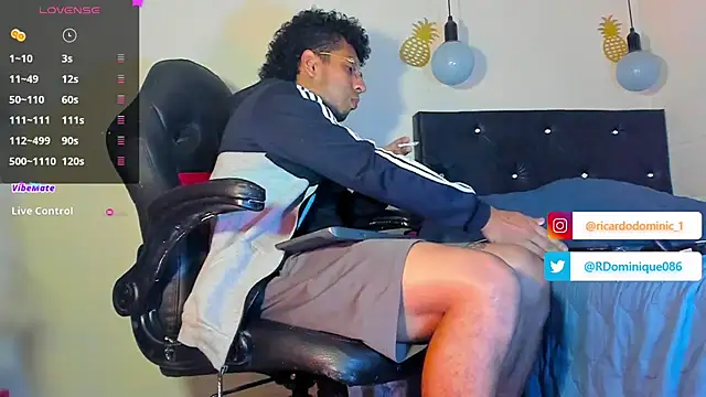 FuckHardlove online show from January 7, 2025, 2:53 am