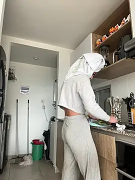 Ameellie online show from February 18, 2025, 3:21 pm