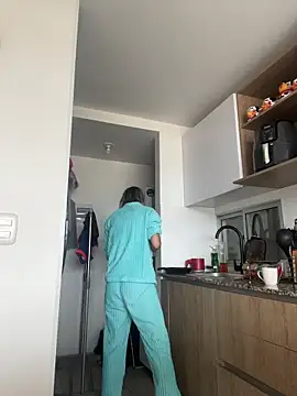 Ameellie online show from November 27, 2025, 3:25 pm