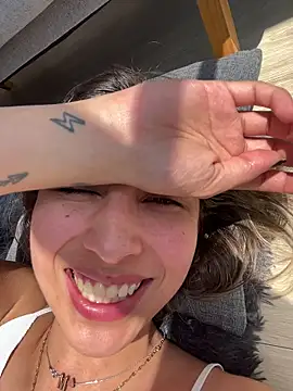 Snapshot of Ameellie chatting on February 28, 2026, 3:46 pm Ameellie online show from February 28, 2026, 3:46 pm