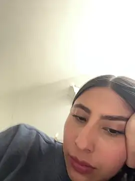 Ameellie online show from March 27, 2026, 7:46 pm