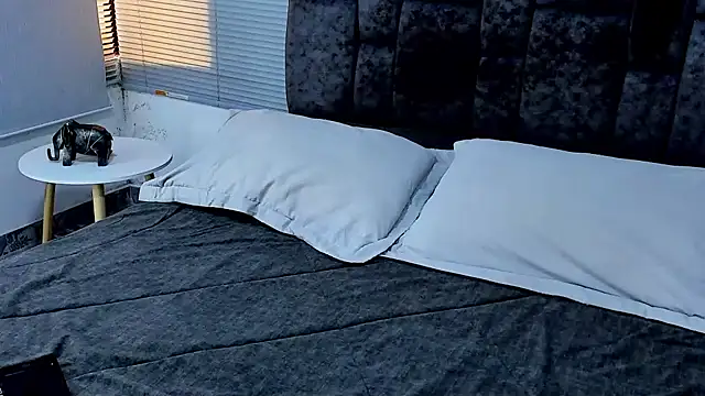 Zack Froone online show from December 2, 2024, 1:02 pm