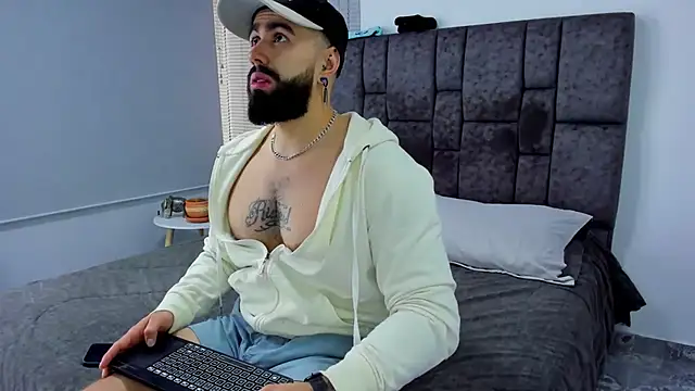 Zack Froone online show from February 18, 2025, 1:44 pm