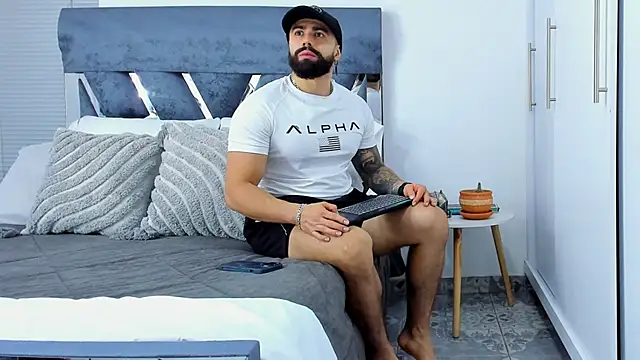 Zack Froone online show from October 30, 2025, 2:51 pm