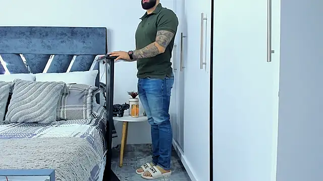 Zack Froone online show from November 27, 2025, 12:29 pm