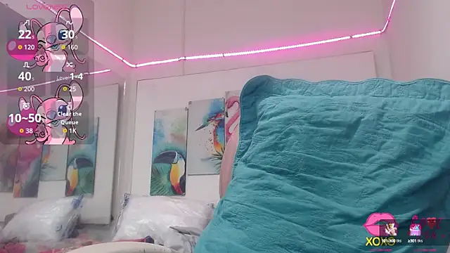 alegriamartinez online show from October 4, 2025, 7:23 pm