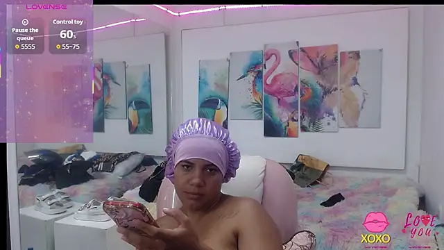 alegriamartinez online show from October 23, 2025, 7:12 pm