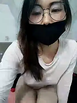 I AM NOT A SLUT online show from January 17, 2025, 6:02 pm