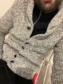 Snapshot of athenphysics chatting on December 20, 2024, 4:04 pm athenphysics online show from December 20, 2024, 4:04 pm