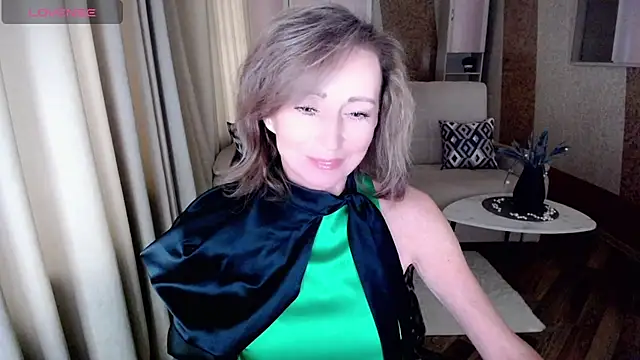 Snapshot of HornyMilf_777 chatting on February 2, 2025, 5:53 am HornyMilf 777 online show from February 2, 2025, 5:53 am