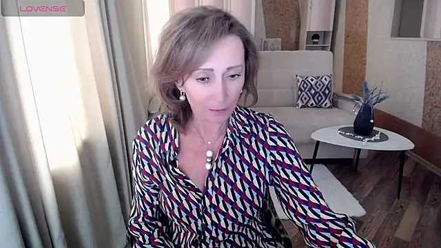 Snapshot of HornyMilf_777 chatting on February 9, 2025, 9:16 am HornyMilf 777 online show from February 9, 2025, 9:16 am