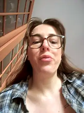 MommmyYummy online show from October 24, 2025, 7:27 am