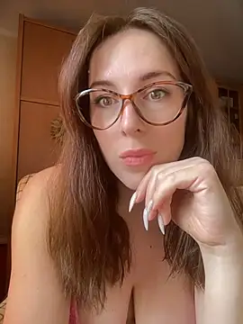 MommmyYummy online show from June 5, 2026, 2:45 pm