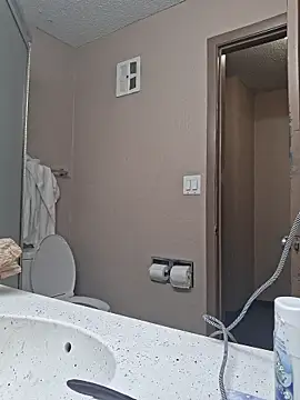 XxxonlyinexxX online show from October 24, 2025, 5:26 am