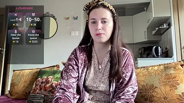 Teylor Love online show from October 23, 2025, 11:20 am