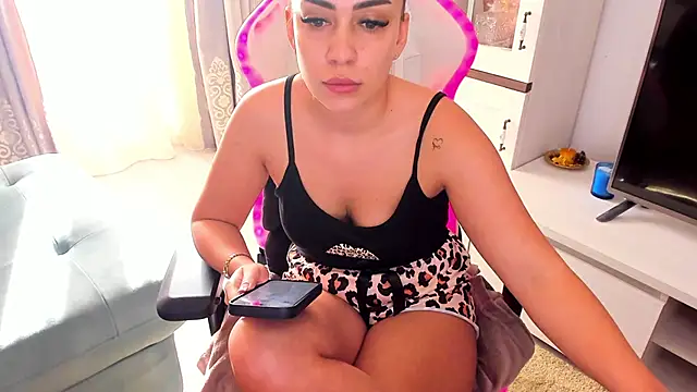 EveEvian online show from January 29, 2025, 11:20 am